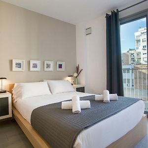 Bbarcelona Gaudi Flats